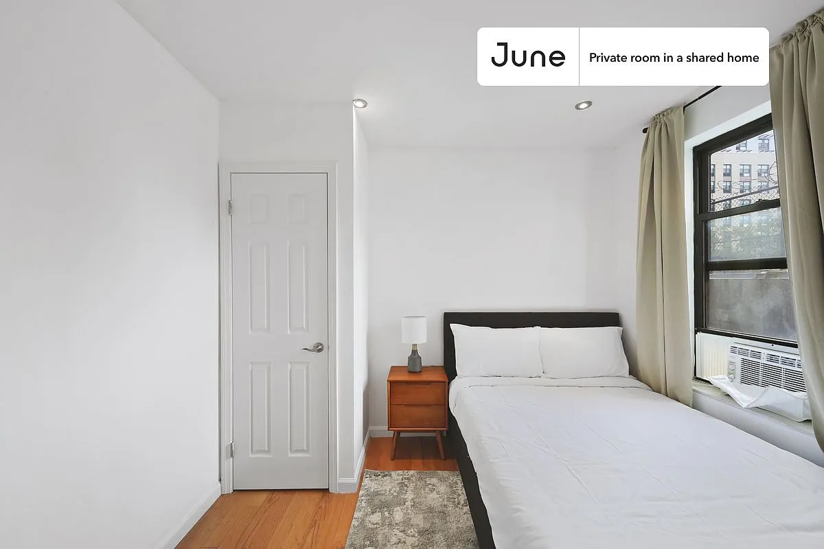 Full bedroom in 3 bed/1 bath home in Upper West Side #785 A — Photo 3