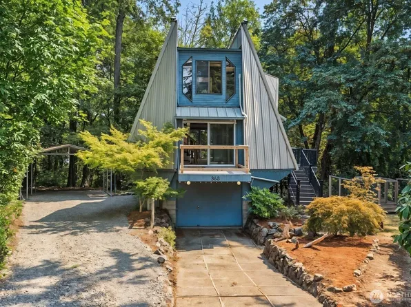 365 NW Brookwood Lane, Bremerton, WA 98311