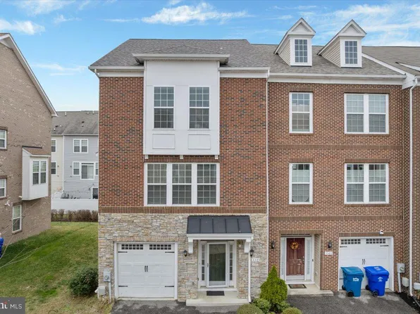 3589 Fossilstone Pl, Waldorf, MD 20601