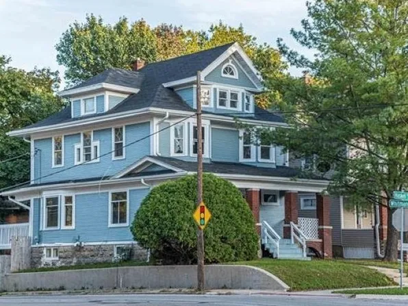 855 Haskell Ave, Rockford, IL 61103