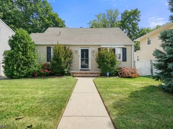 50 Long Hill Dr, Clifton City, NJ 07013