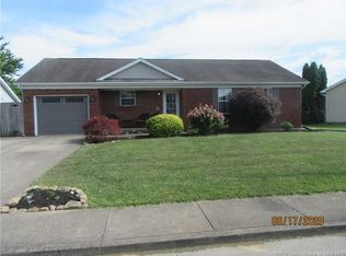 1827 Fall Run Ct, New Albany, IN 47150