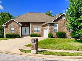 211 Sooter Ln, Rolla, MO 65401