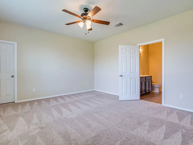 141 Marcheeta Way — Photo 10