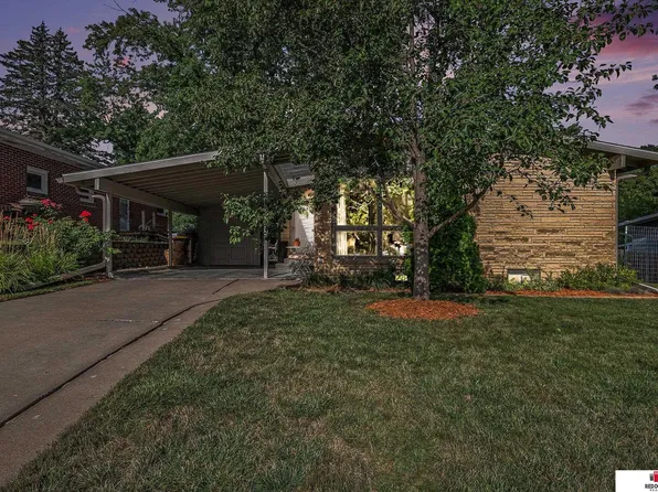 3315 S 42nd St, Lincoln, NE 68506
