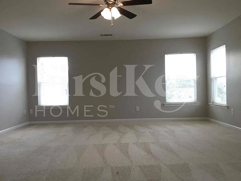 127 Colville Rd — Photo 16