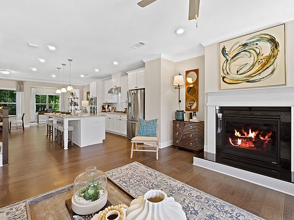 Main Floor. Open concept. Large Kitchen.