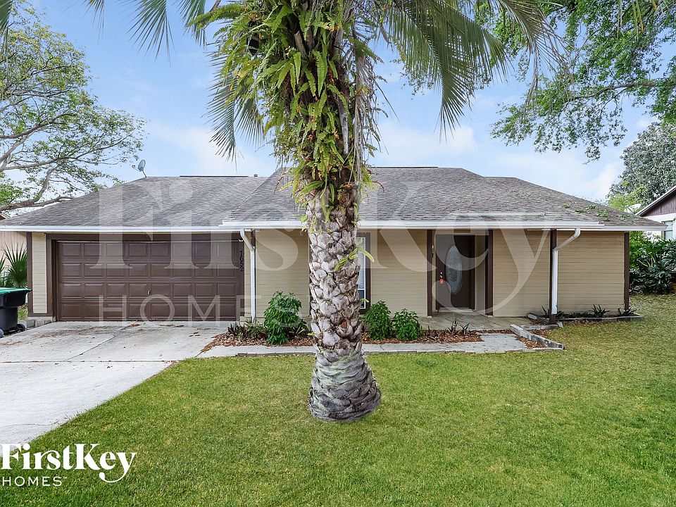 1st image of 7652 Clubhouse Estates Dr