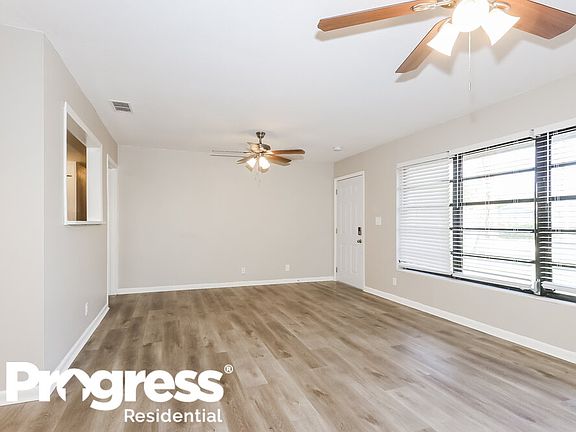 5th image of 4760 Pineaire Ln