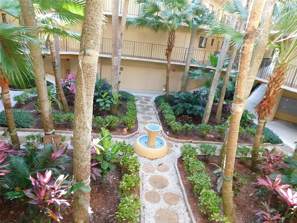 1st image of 8075 SW 107th Ave APT 213