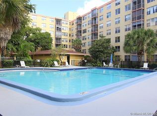 17890 W Dixie Hwy APT 612, North Miami Beach, FL 33160