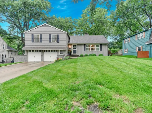 6016 W 85th St, Overland Park, KS 66207