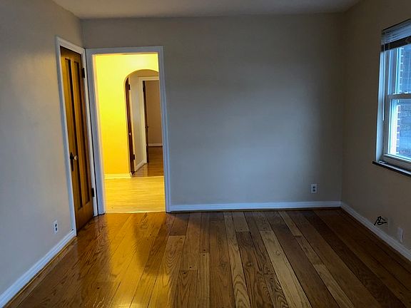 5th image of 1066 Burns Ave APT 2