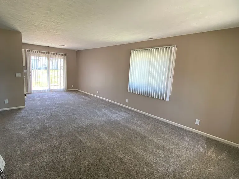 Southdale Square Apartments — Photo 76