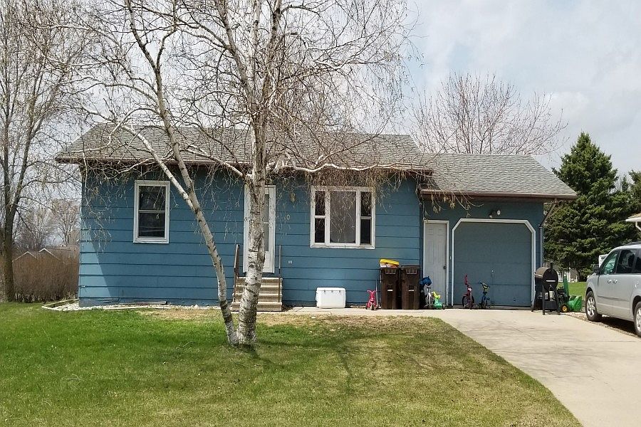 1st image of 410 Martin Ct