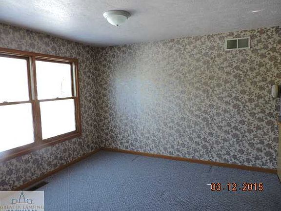 3rd image of 5020 Runnymede Dr