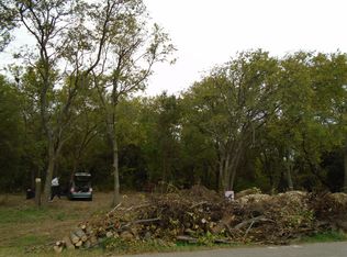 3912 Pleasant St, Des Moines, IA 50312