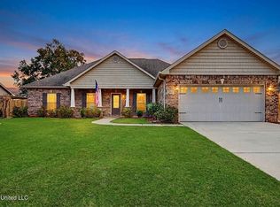 444 Venito Dr, Biloxi, MS 39531