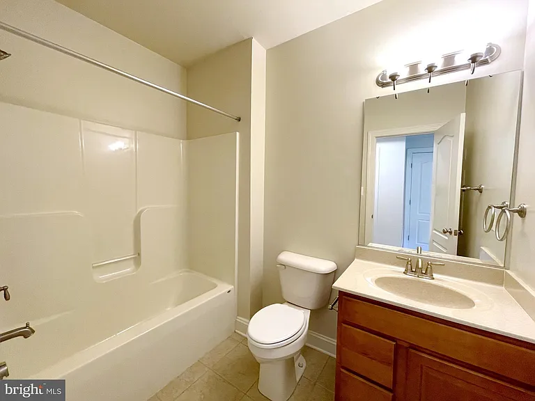 46895 Whittemoore Ct — Photo 34