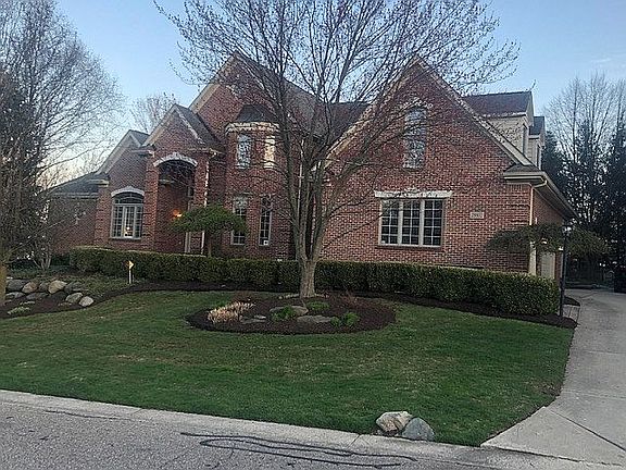 2nd image of 28602 Wintergreen Ct