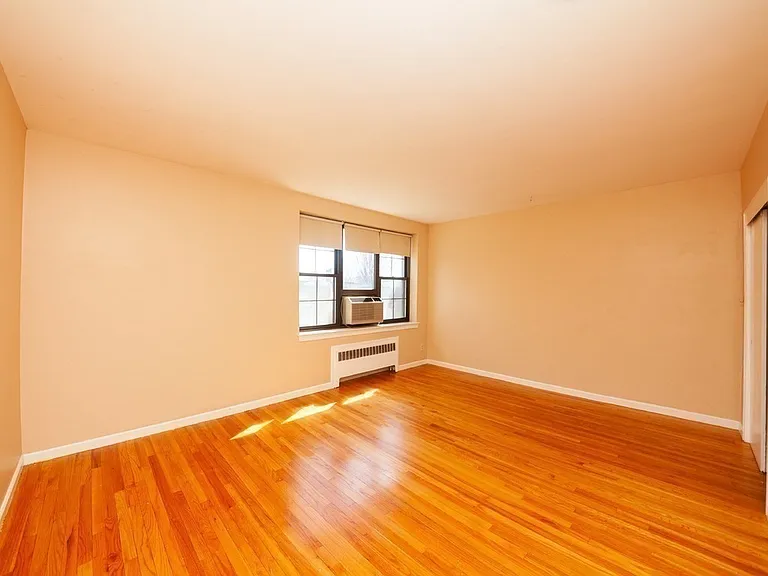 53 Harvard Ave #5 — Photo 3