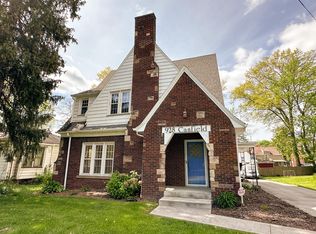 928 Canfield Rd #B, Youngstown, OH 44511