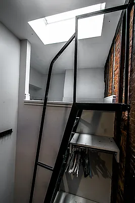 Rented by Nooklyn NYC LLC | media 45