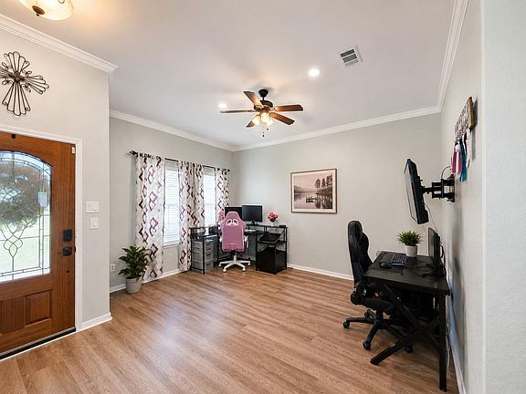 5th image of 23926 N Newport Bend Cir