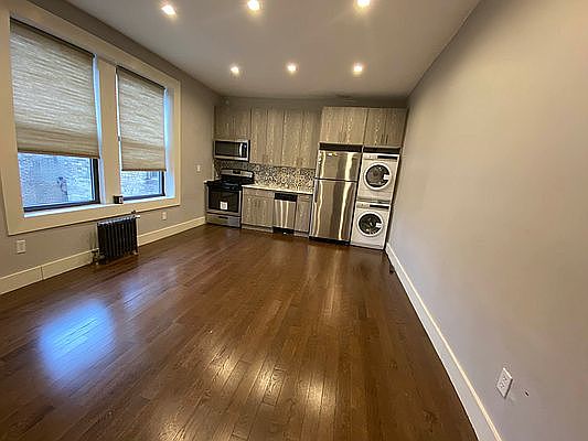 2nd image of 101 Woodruff Ave #D6