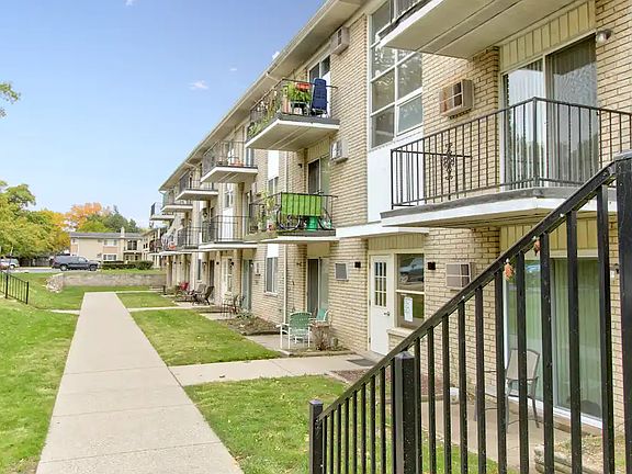 4th image of 34630 Glenwood Rd #20e79fdcc