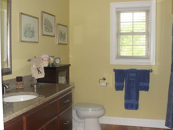 4th image of 3610 Hursey Ave