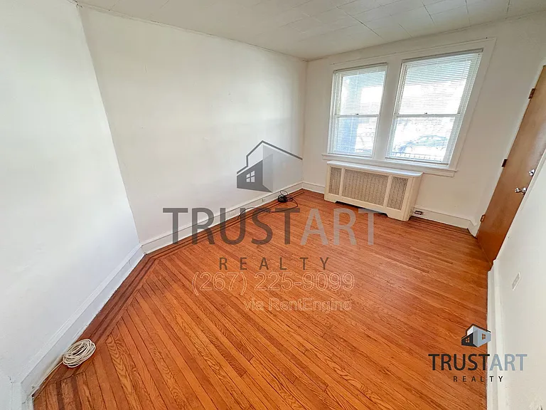 148 W Spencer St #1 — Photo 5