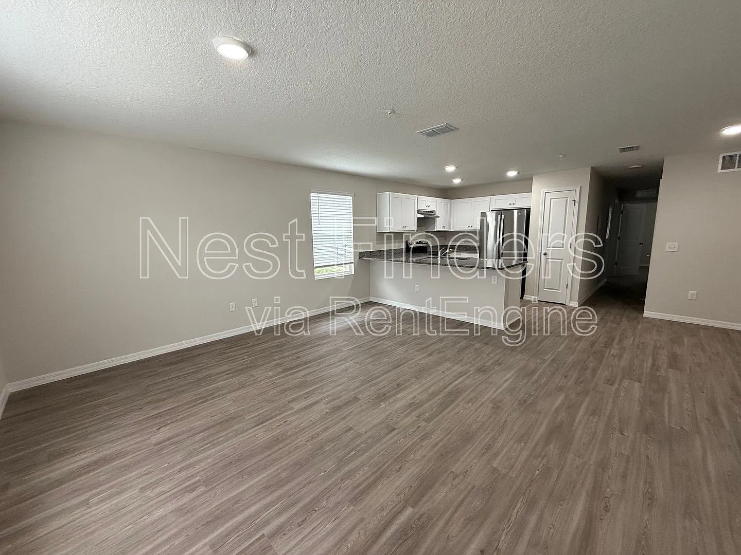 2 bed, 2.0 bath, 952 sqft, $1,299 — Photo 2