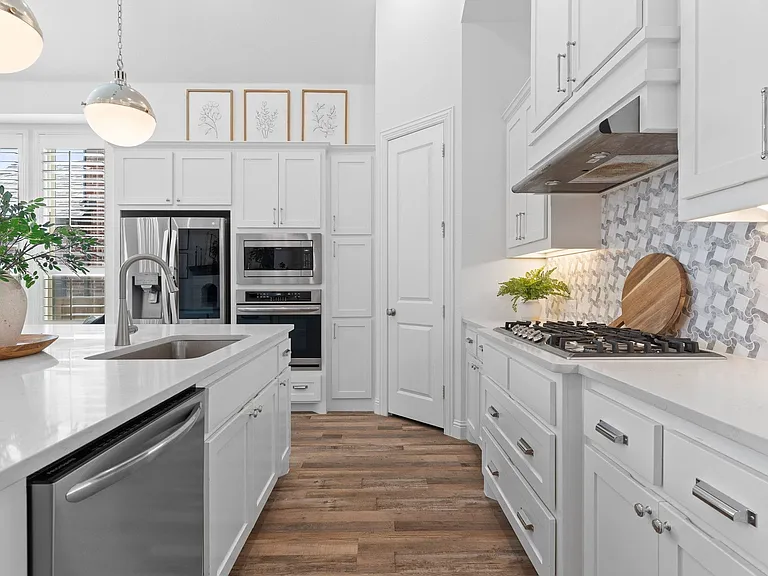 1020 Gentle Knoll Ln — Photo 6