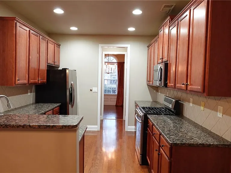 3462 Blanding Ct — Photo 13