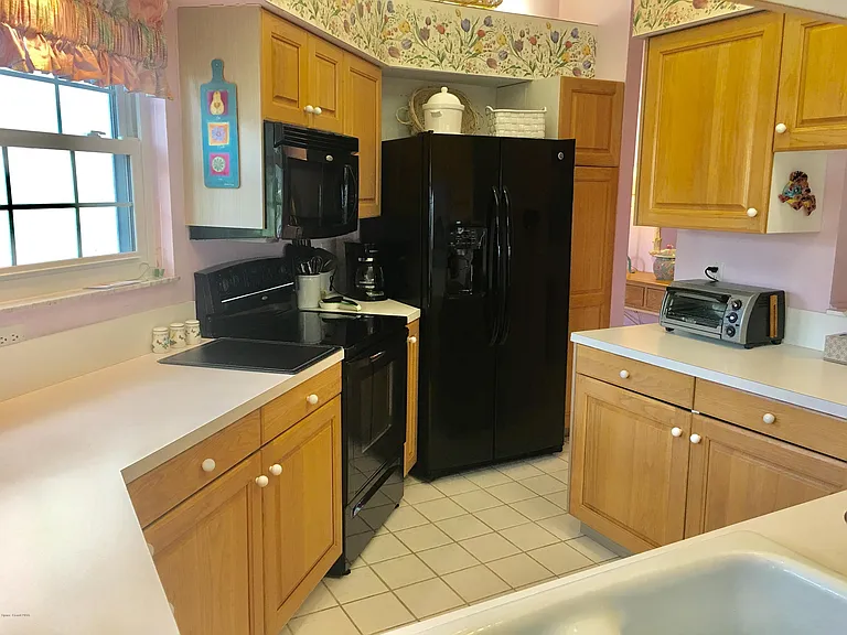 408 La Costa St — Photo 4