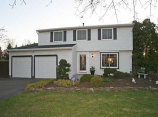 167 Blue Grass Ln, Rochester, NY 14626