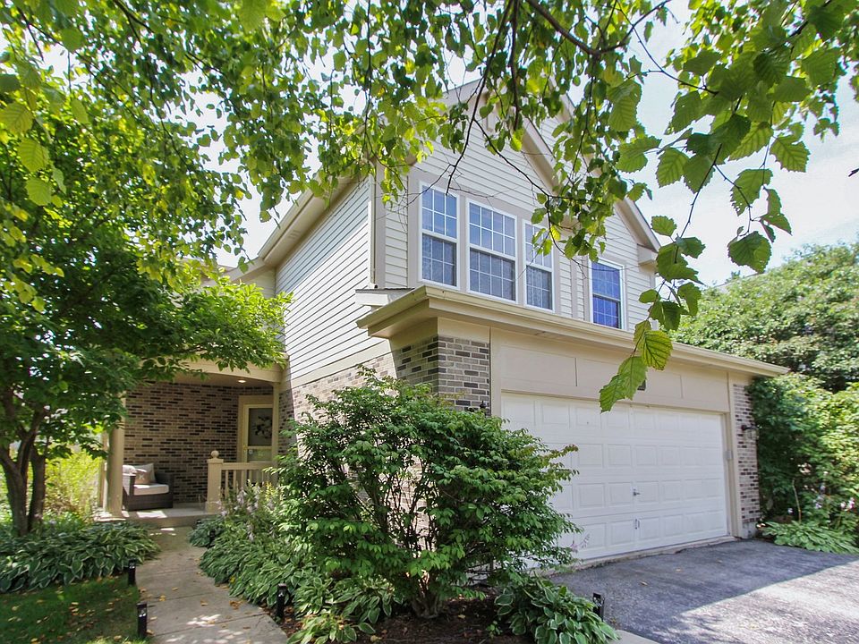 1st image of 939 Blackburn Dr
