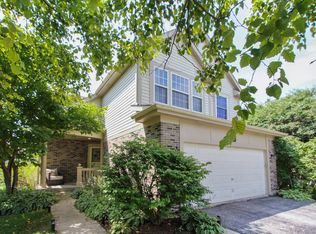939 Blackburn Dr, Grayslake, IL 60030