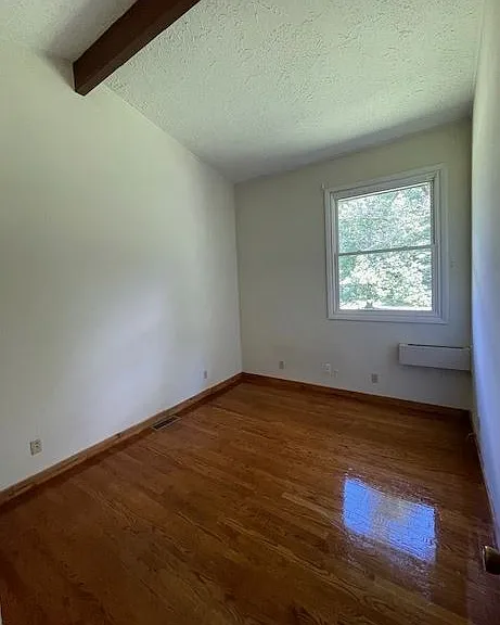 4225 N Kinser Pike — Photo 8