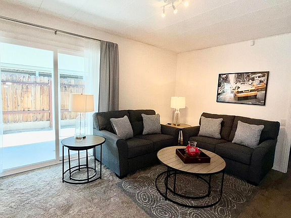 3rd image of 535 Cerritos Way