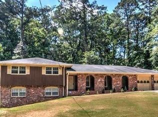 1144 Autumn Hill Ct, Stone Mountain, GA 30083