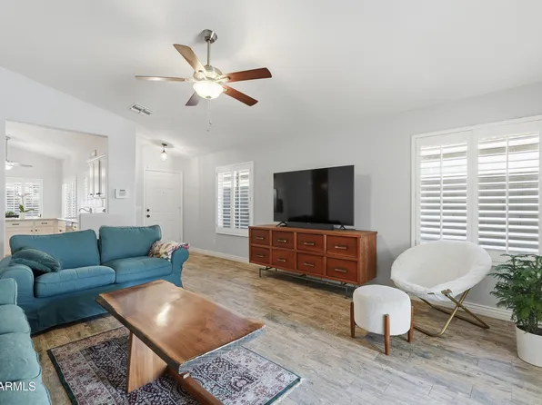 3611 W CHARLOTTE Drive, Glendale, AZ 85310