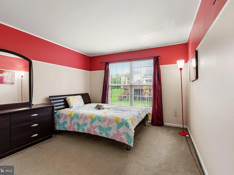 80 Chadwick Cir — Photo 36
