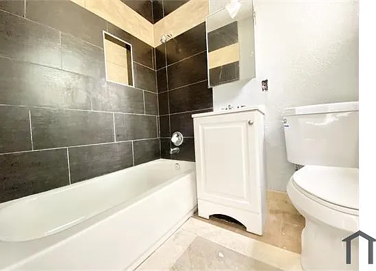 441 W Santa Cruz St #H — Photo 6