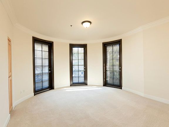 4th image of 4443 Moorpark Way APT 101