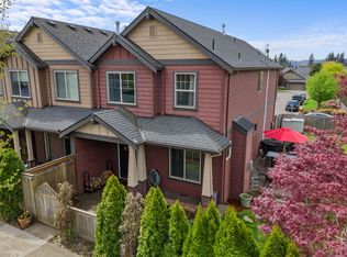 18438 Shadow Ridge Way, Oregon City, OR 97045