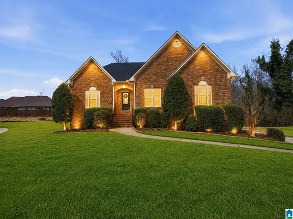 4710 Thornhill Rd, Gardendale, AL 35071