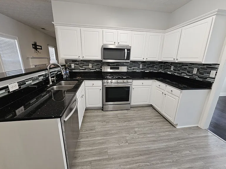235 Circle Rd — Photo 11