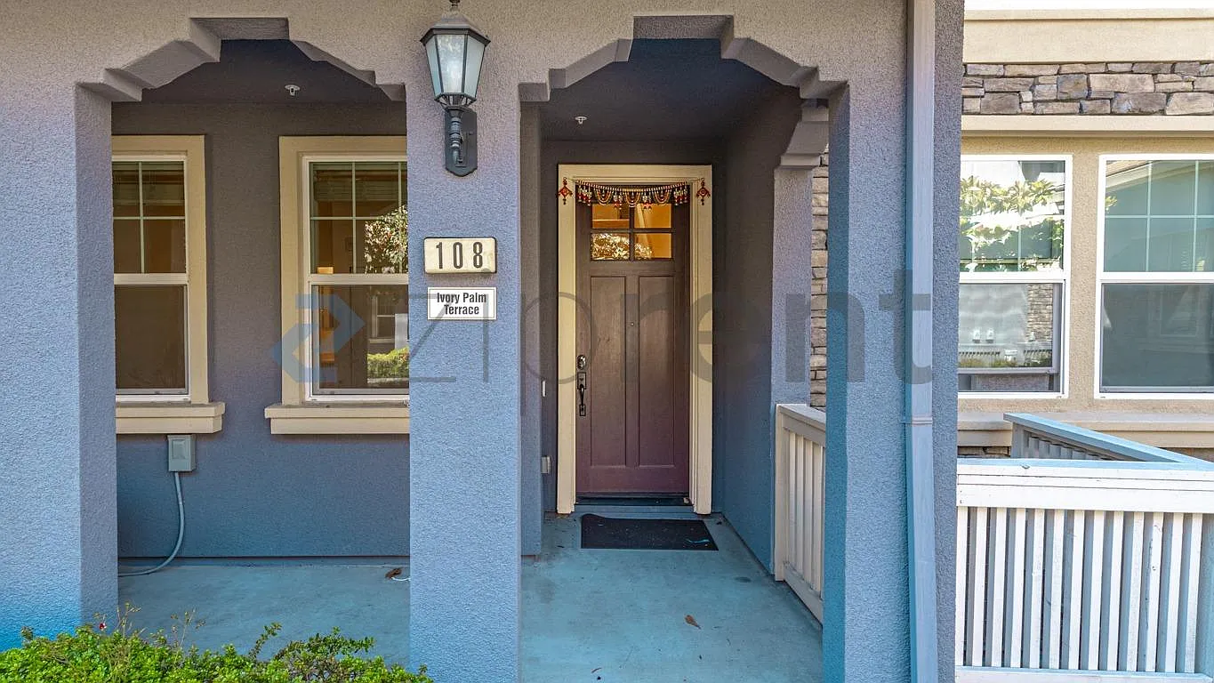 3 bed, 3.5 bath, 1683 sqft, $5,600 — Photo 2